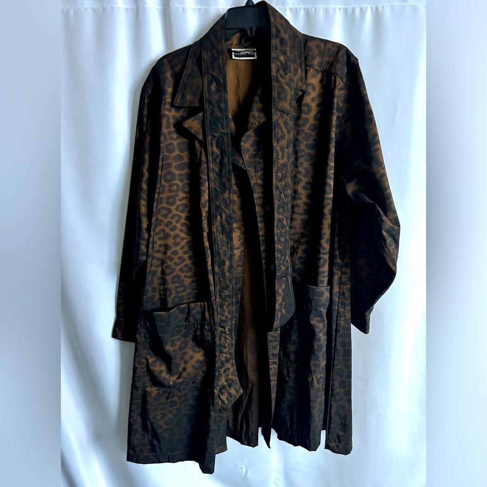 M/L (2) MYCRA PAC DESIGNER WEAR rain jacket LN Cheetah print tea length